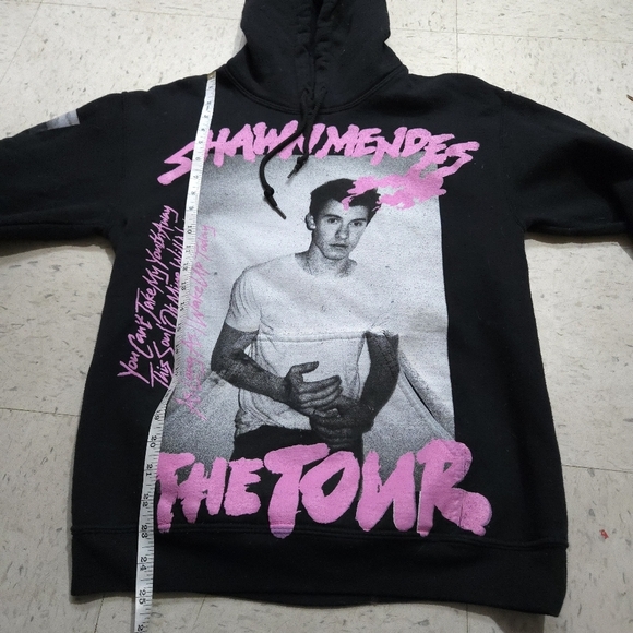 Shawn Mendes The Tour Black Graphic Hoodie - Picture 9 of 10